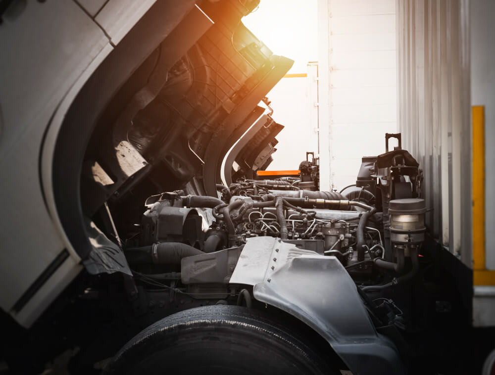 engine-parts-horsham-truck-company-1000px-compressed.jpg